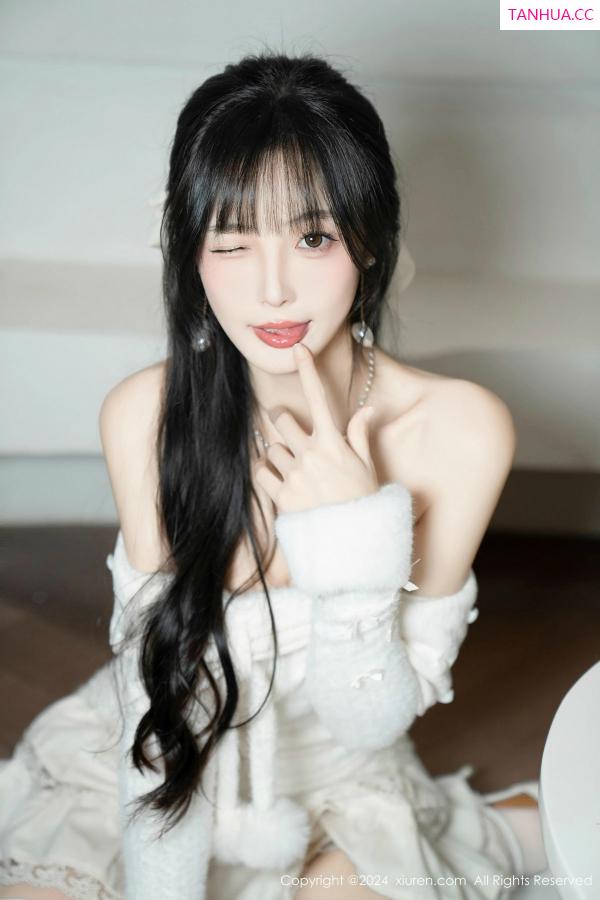 林星阑  [XiuRen]高清写真图 2024.12.25 No.9658 林星阑 丝袜美腿第33张图片